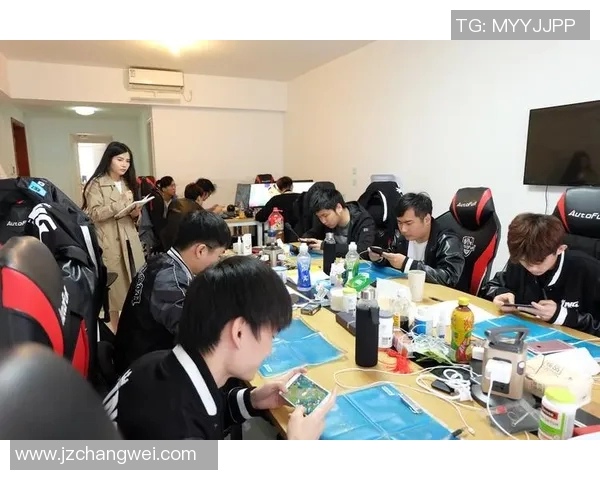 运动心理学在竞技表现中的关键作用与心理调适策略研究 运动心理学在竞技表现中的关键作用与心理调适策略研究